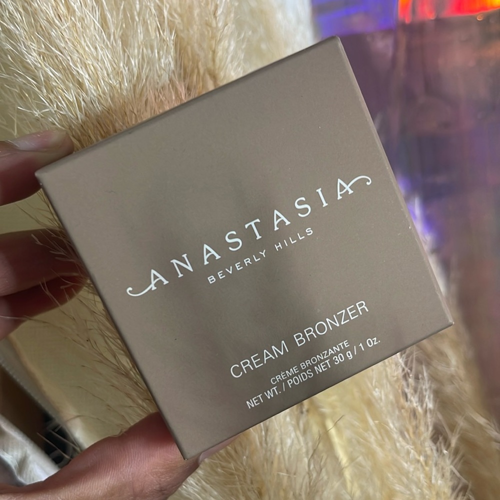 Anastasia cream bronzer -NWT (Hazelnut)